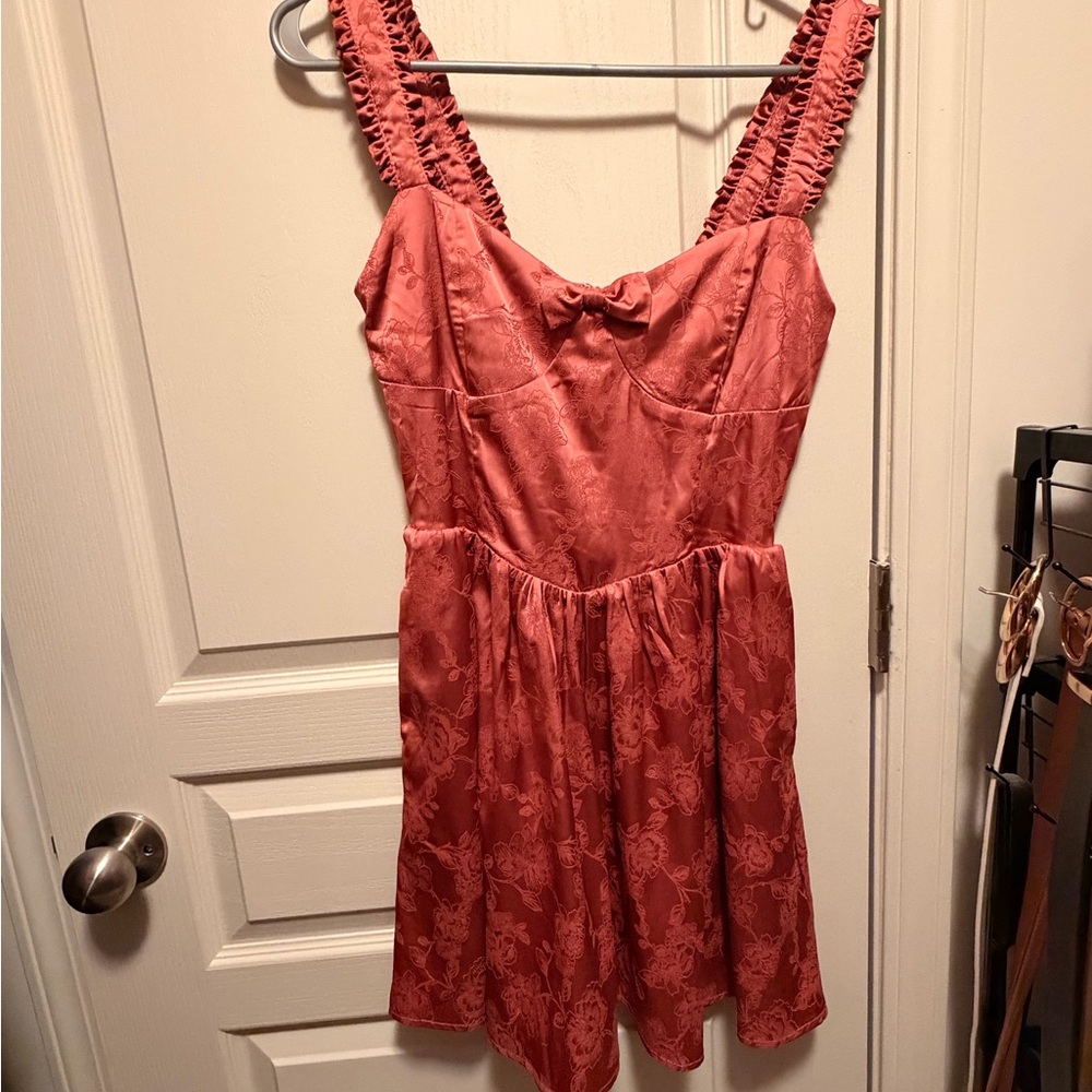 Francesca's Collections Mauve Floral Dress